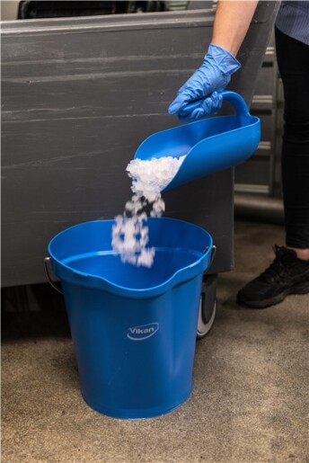 Vikan - Hygiene emmer Met Schenktuit - Maatverdeling - 12L - Bruin - Afbeelding 15